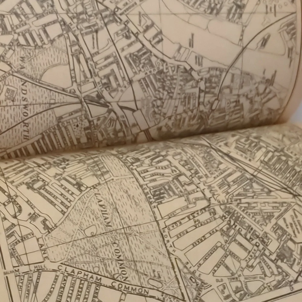 London Guidebook Vtg